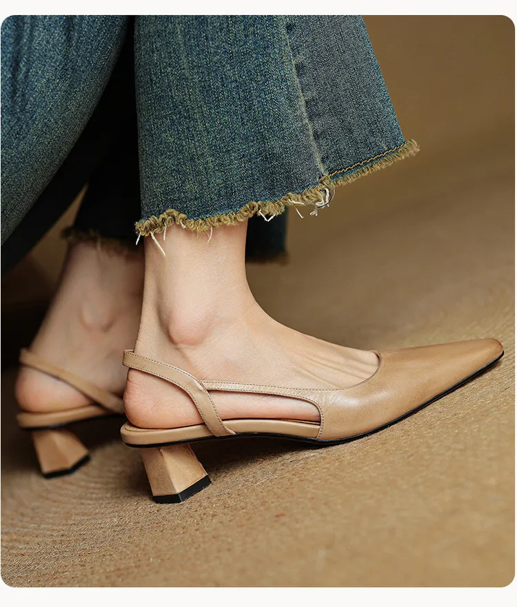 Spring/Summer Fashion Sandals with Closed Toe, Chunky Heel, Mid-Heel, Open Back - Real Product Video