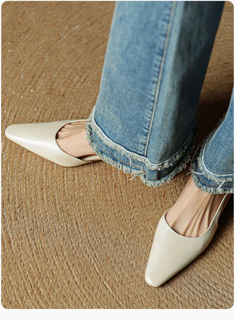 Spring/Summer Fashion Sandals with Closed Toe, Chunky Heel, Mid-Heel, Open Back - Real Product Video