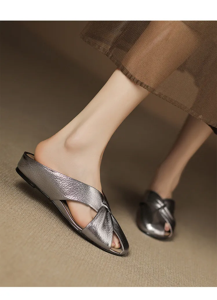 Round toe, 3 colors gunmetal silver/white, flat sole, hidden wedge heel, hollowed-out toe, women's summer outdoor fashion slippers.