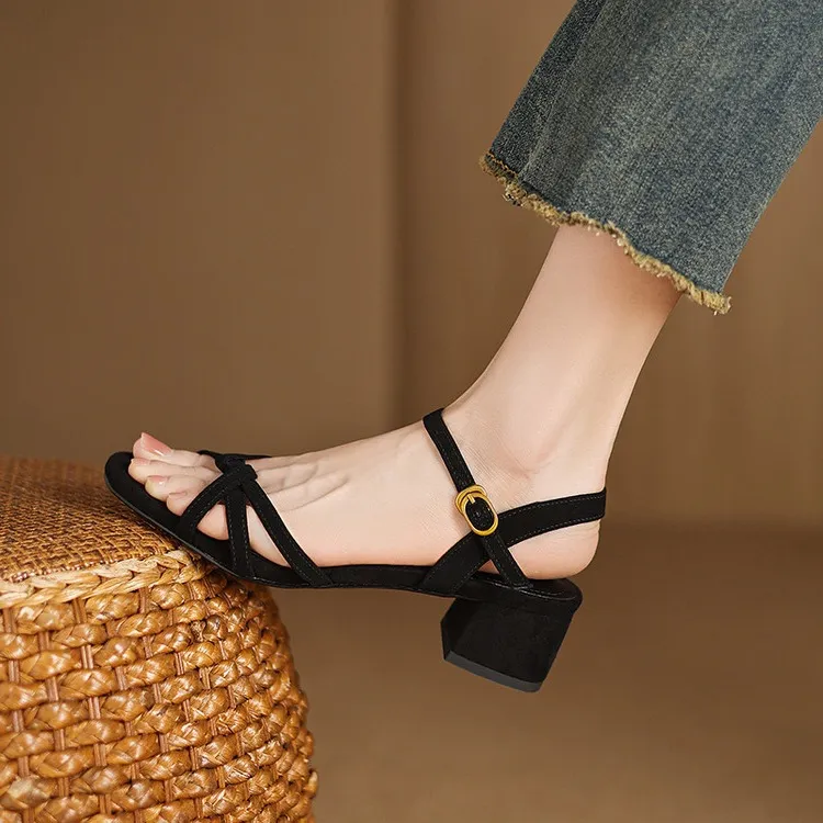 Spring/Summer Round Toe Chunky Heel High-Heeled Sandals with Buckle Black Fashion Women's Shoes