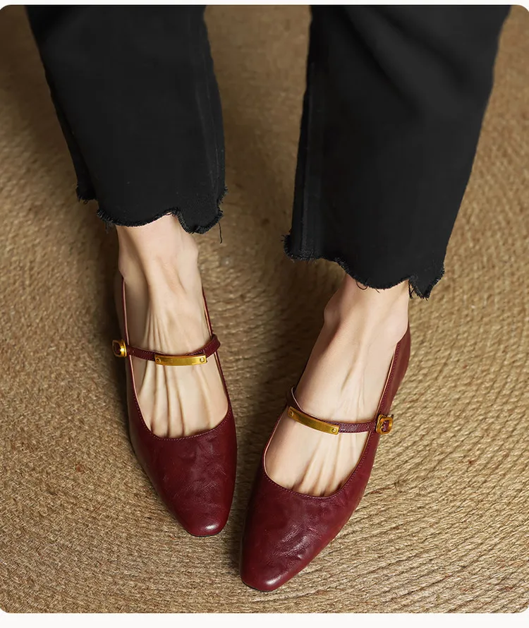 Spring and Autumn Low-Heeled Single Shoes, Square Toe, Buckle, Comfortable Sheepskin Women's Shoes, Wine Red, Black, Brown