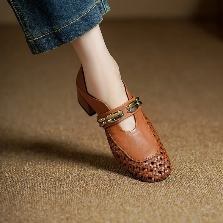 Video account recommends spring/summer square-toe single shoes with chunky heels, low heels, slip-on style, studded, fashion women's shoes, 5-26f.