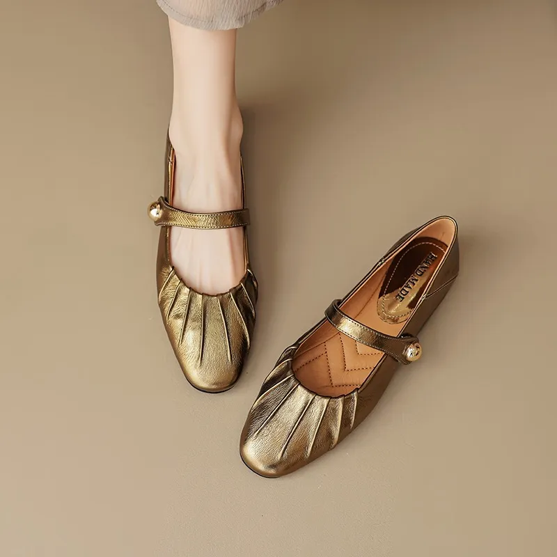 Spring and Autumn Round Toe Flat Shoes Soft Leather Comfortable Women's Shoes