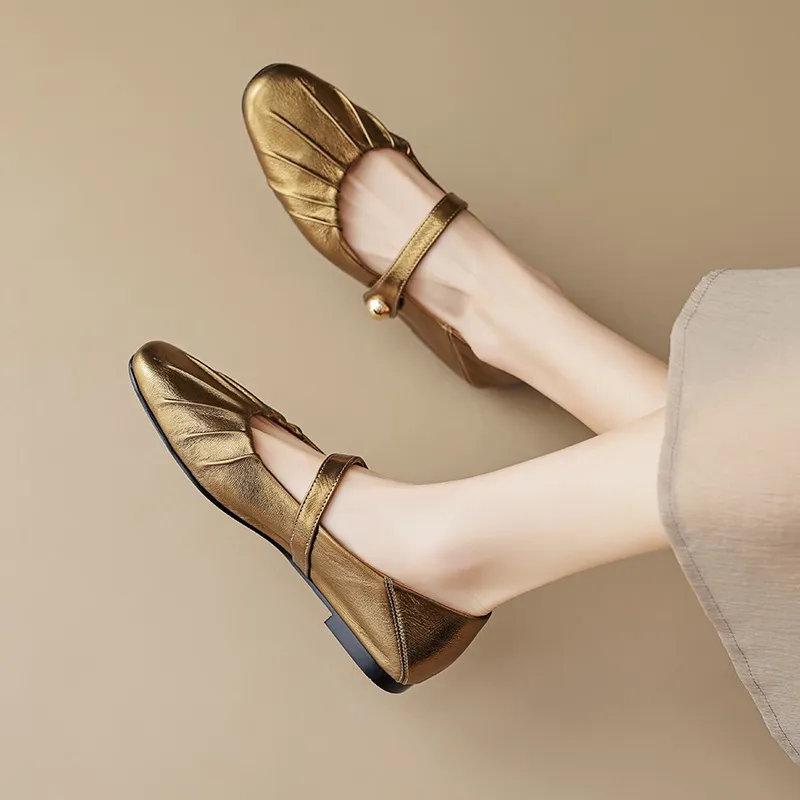 Spring and Autumn Round Toe Flat Shoes Soft Leather Comfortable Women's Shoes