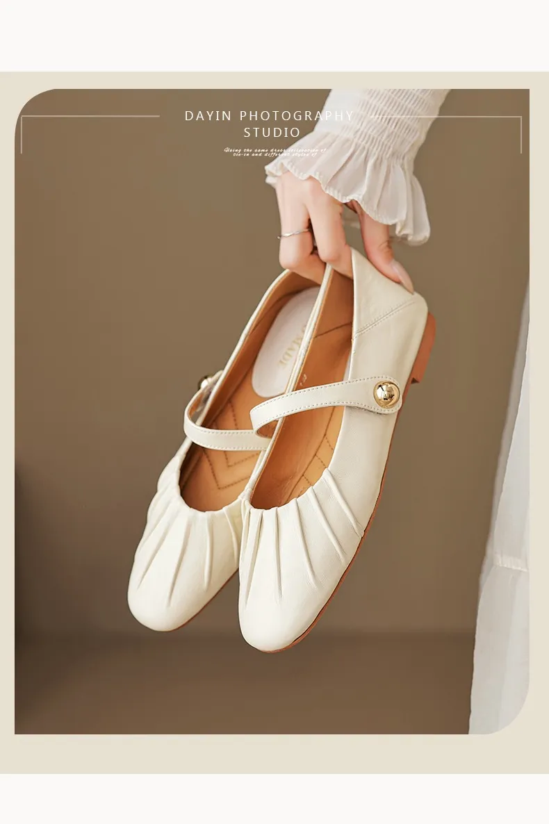 Spring and Autumn Round Toe Flat Shoes Soft Leather Comfortable Women's Shoes