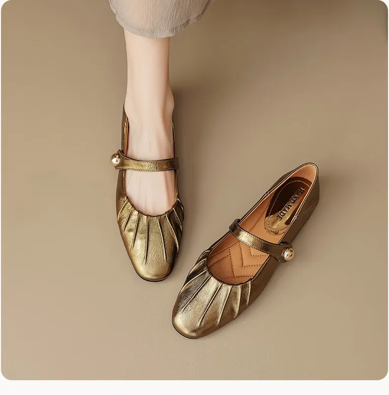 Spring and Autumn Round Toe Flat Shoes Soft Leather Comfortable Women's Shoes