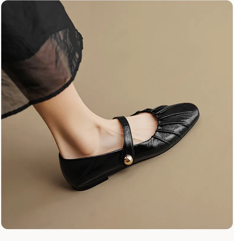Spring and Autumn Round Toe Flat Shoes Soft Leather Comfortable Women's Shoes