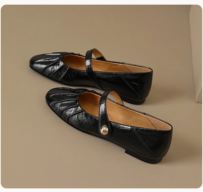 Spring and Autumn Round Toe Flat Shoes Soft Leather Comfortable Women's Shoes