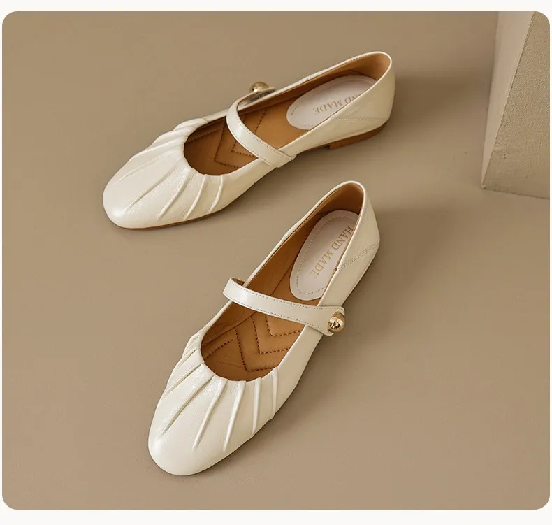 Spring and Autumn Round Toe Flat Shoes Soft Leather Comfortable Women's Shoes