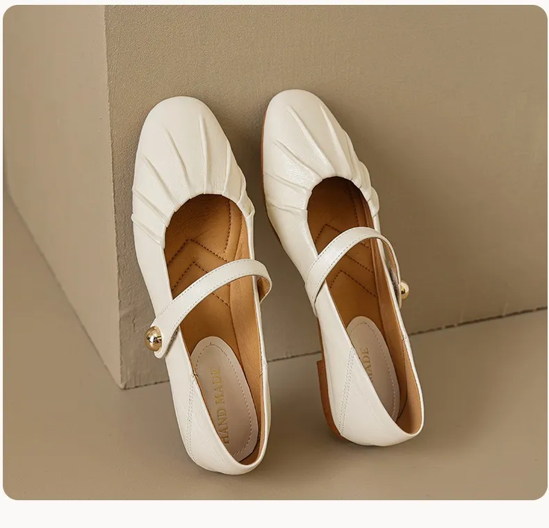 Spring and Autumn Round Toe Flat Shoes Soft Leather Comfortable Women's Shoes