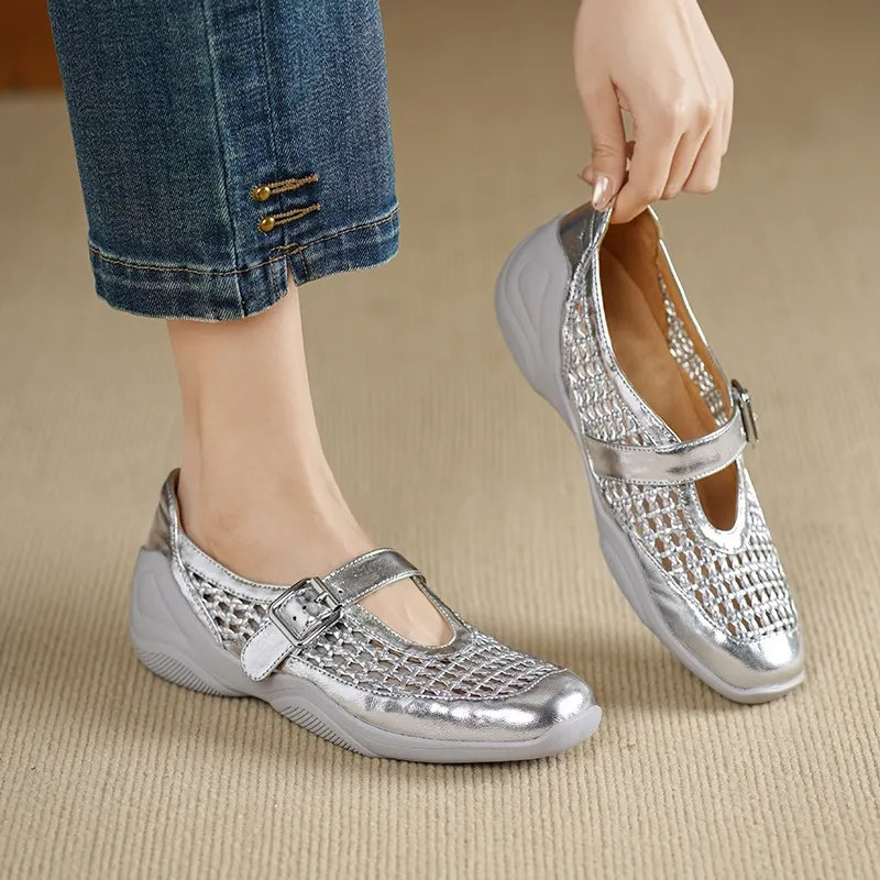 Spring/Summer Flat Round Toe Hollowed-out Sheepskin Comfortable and Soft Women's Shoes