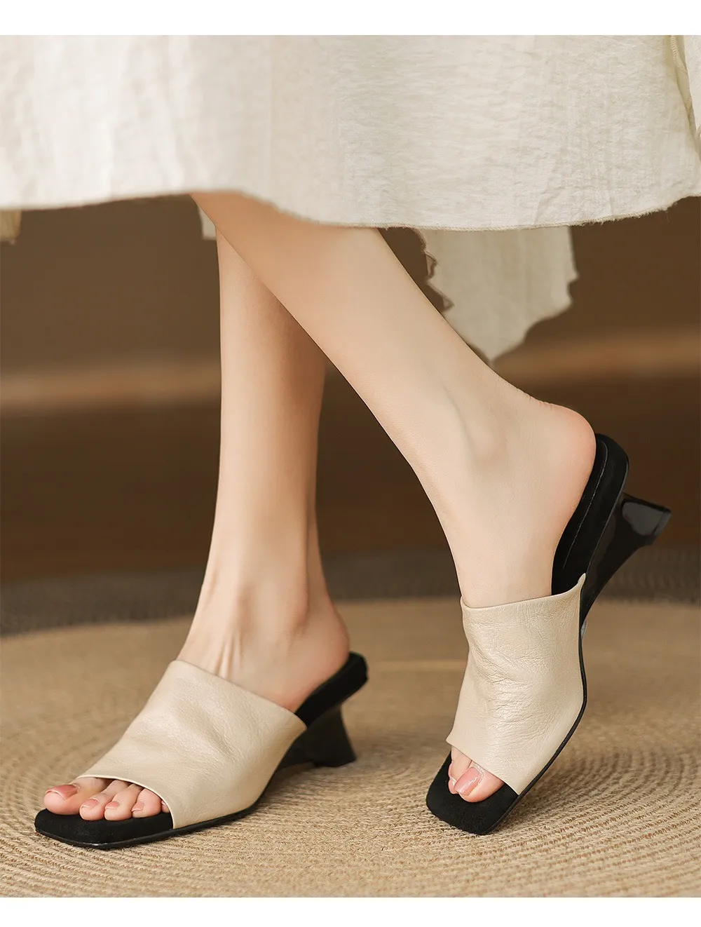 Spring/Summer Slippers, Square Toe, Unique Heel, High-Quality Sheepskin Women's Shoes, Fashionable Slippers