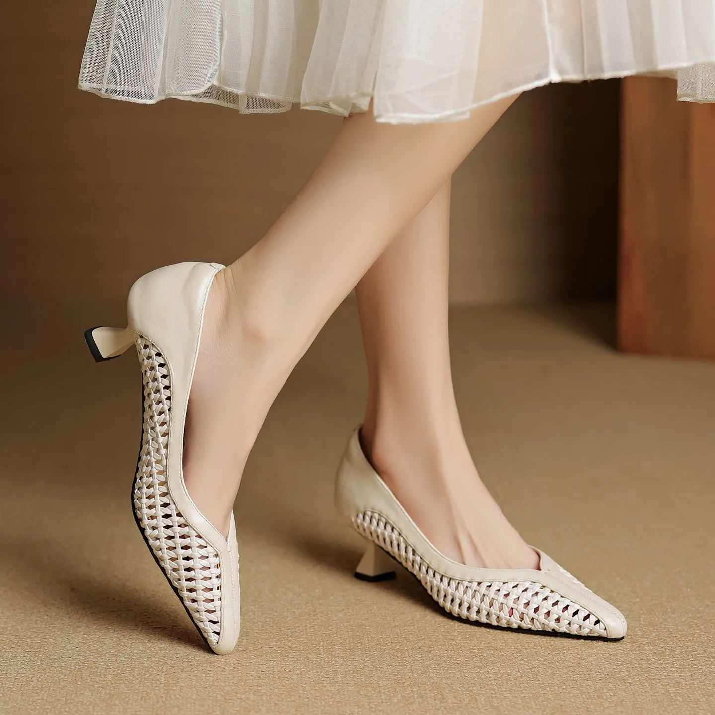 Spring/Summer pointed-toe chunky heel high-heeled cowhide openwork fashion women's shoes