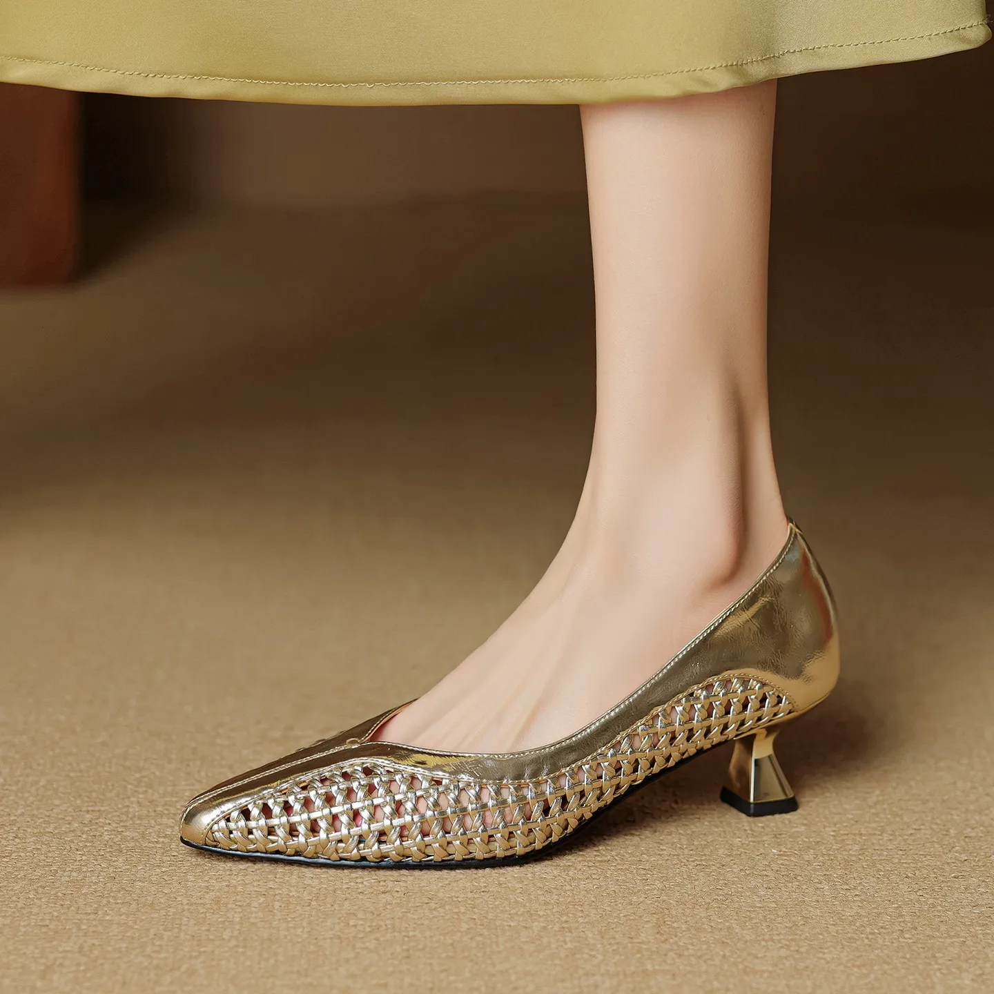 Spring/Summer pointed-toe chunky heel high-heeled cowhide openwork fashion women's shoes