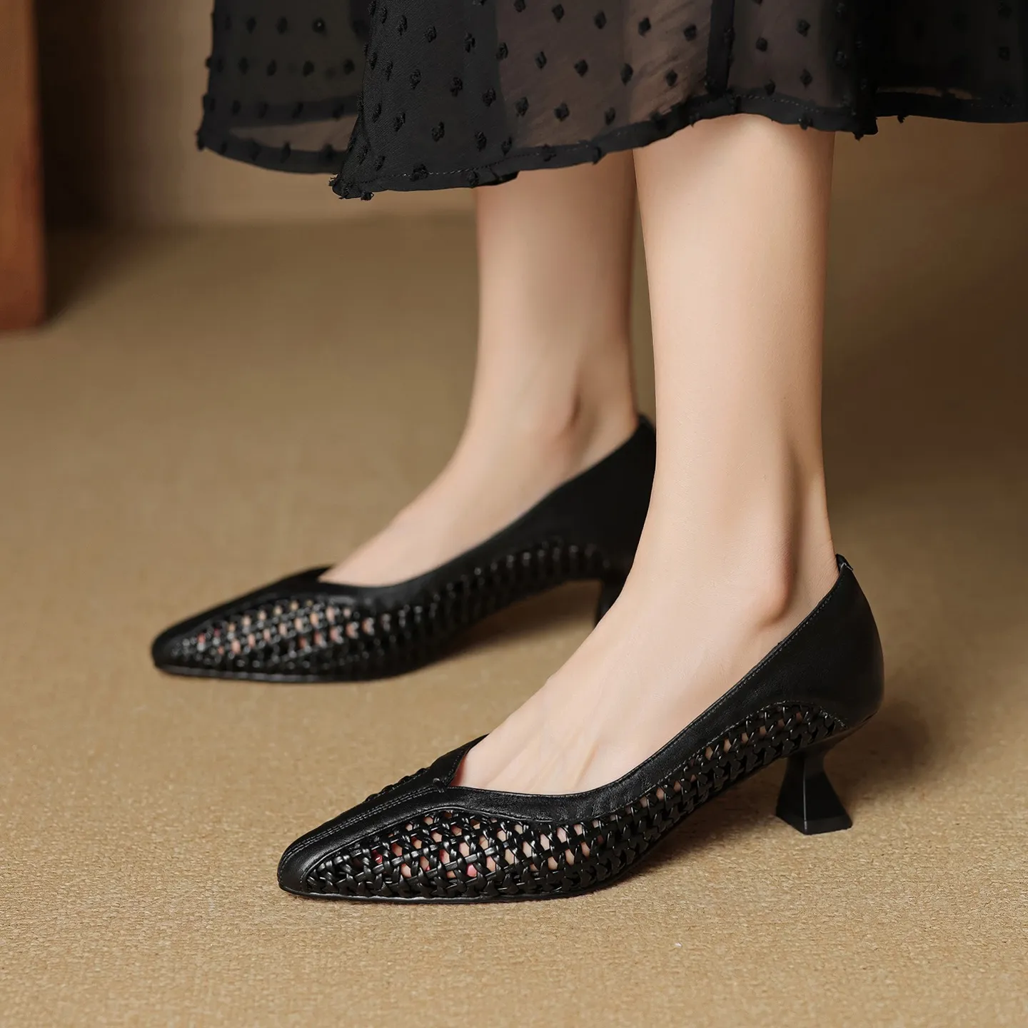 Spring/Summer pointed-toe chunky heel high-heeled cowhide openwork fashion women's shoes