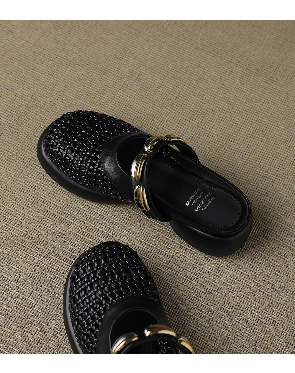 Spring/Summer Slippers, Round Toe, Thick Sole, Chunky Heel, Closed Toe, Hollow Out Cowhide Fashion Shoes for Women