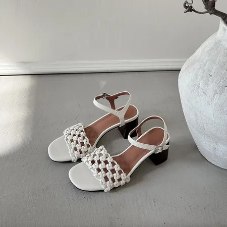Spring/Summer Round Toe Buckle Sandals Chunky Heel High Heels Lambskin Fashion Woven Women's Shoes