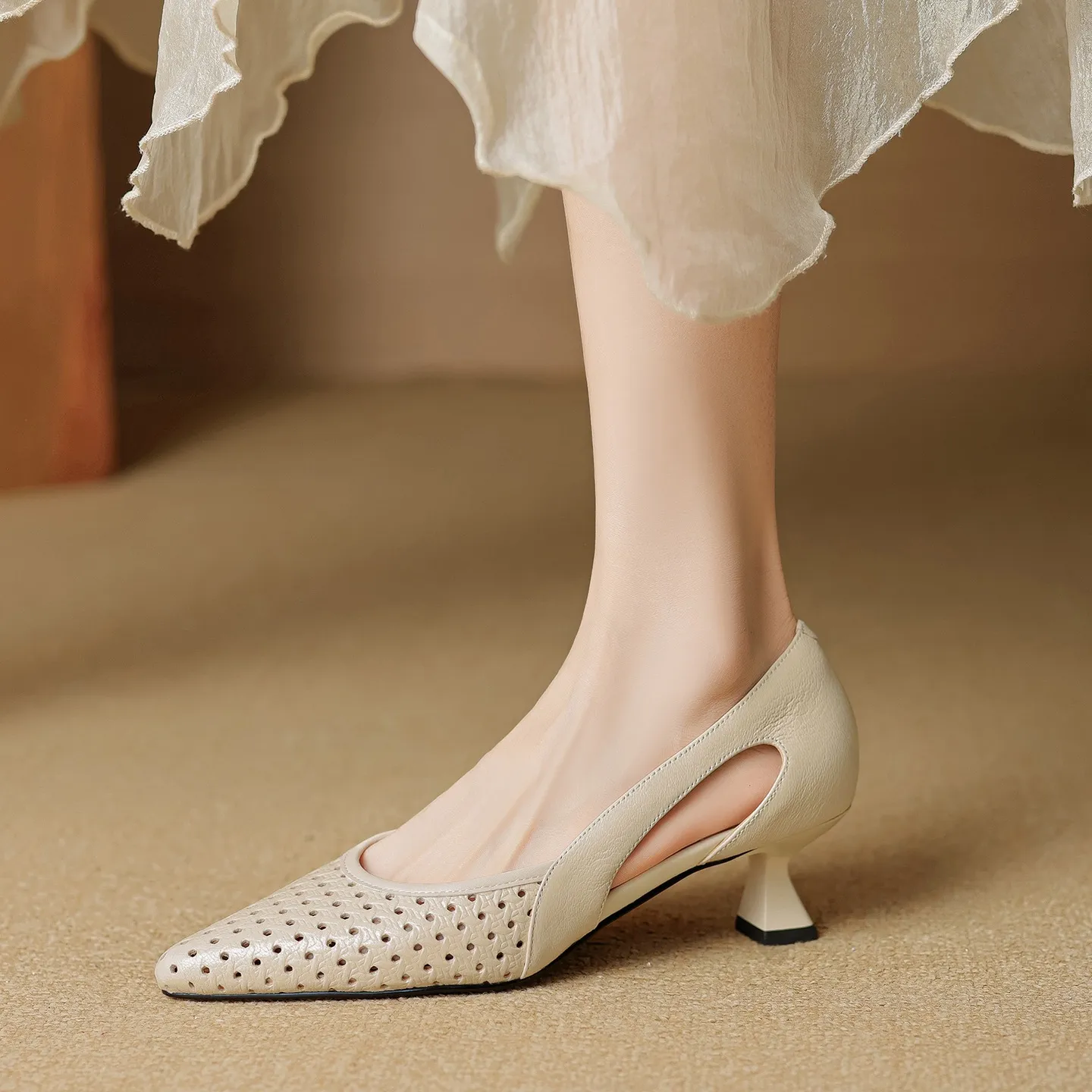 Spring/Summer Sandals, Stiletto Heels, High Heels, Pointed Toes, Openwork Fashion Shoes