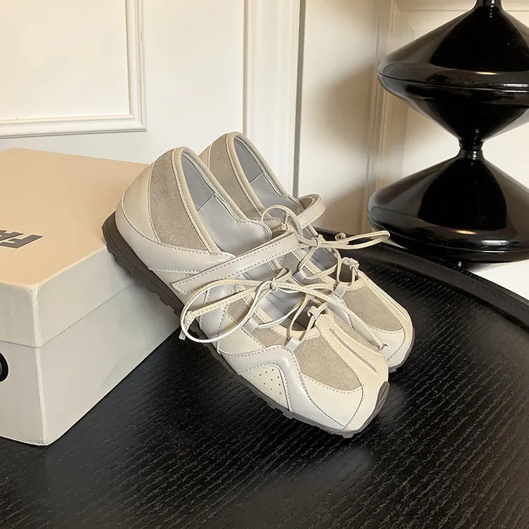 Fashionable and casual color-blocked shoes, spring and autumn single shoes, round toe, lace-up, flat and comfortable women's shoes, 6-16c