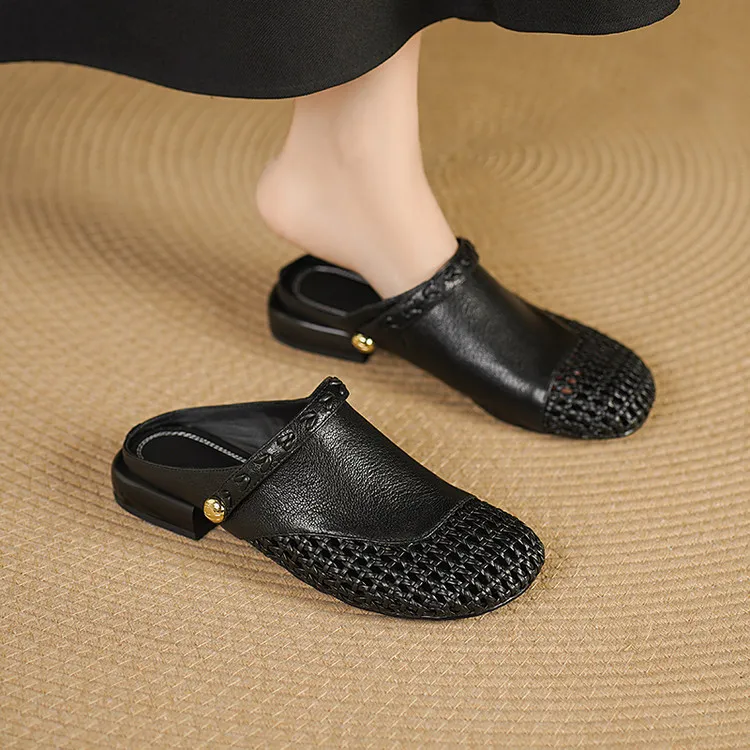 Mainly recommending summer two-way retro woven hollow camellia closed-toe sandals with straps, suitable for both summer and outdoor use.