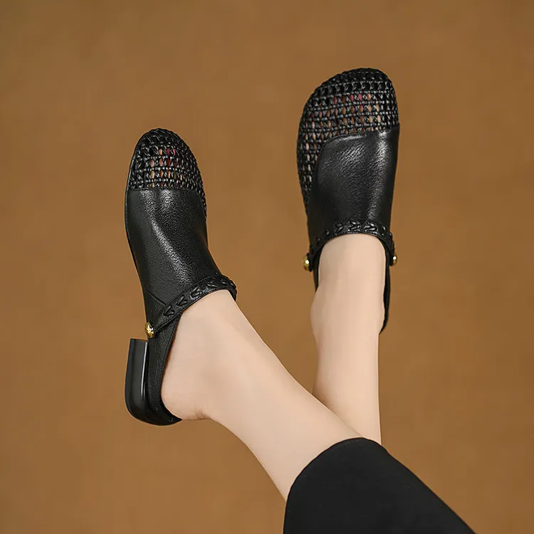 Mainly recommending summer two-way retro woven hollow camellia closed-toe sandals with straps, suitable for both summer and outdoor use.