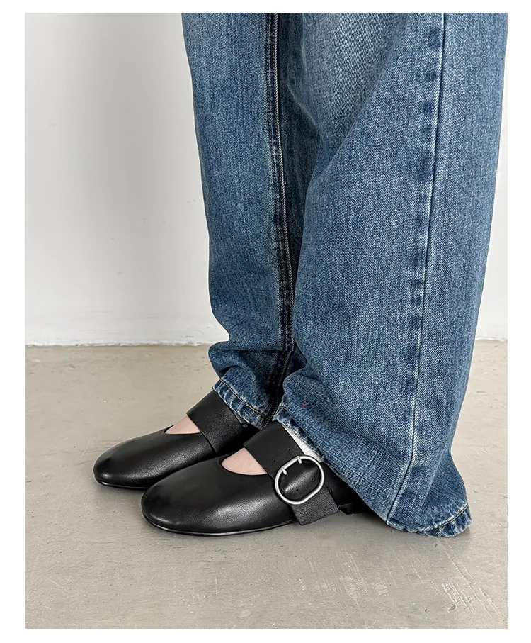 Round-toe flat shoes, sheepskin, comfortable, flat, grandma shoes, women's, black, rubber sole.