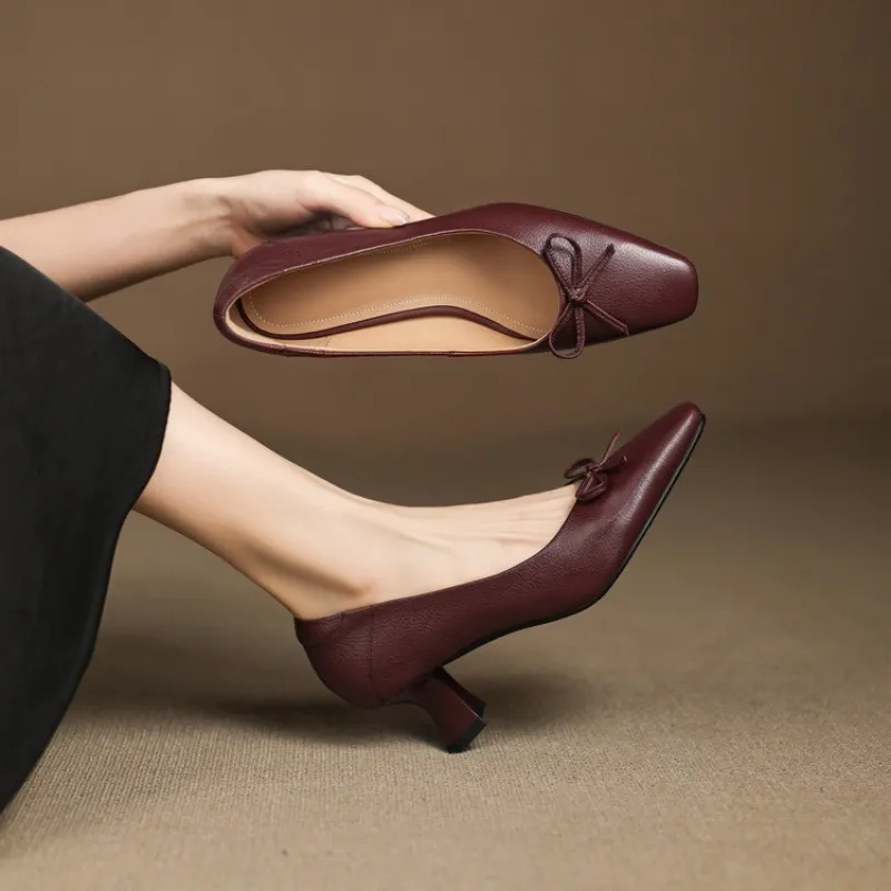 Autumn sheepskin square-toe low-cut slip-on shoes with chunky heels and bows
