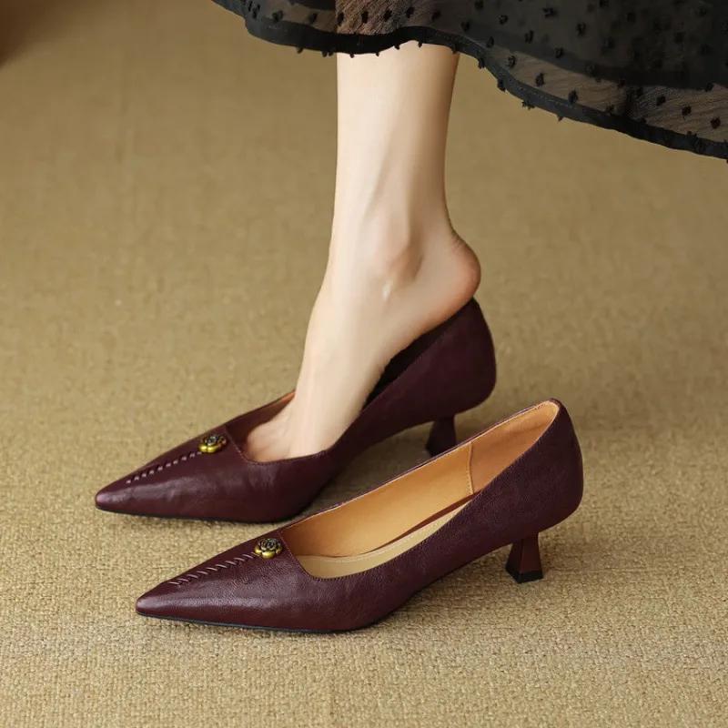 Pointed-toe, low-cut, stiletto heeled slip-on fashion sheepskin women's shoes