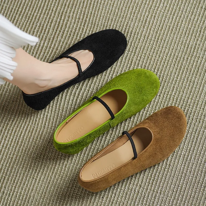 Autumn/Winter Round Toe Flat Leather Solid Color Fashion Women's Shoes