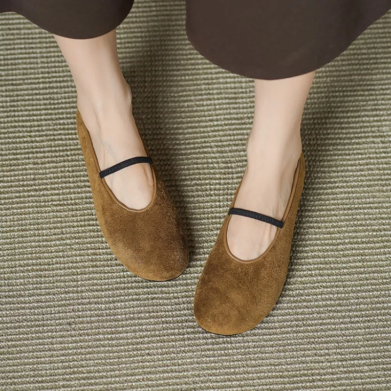 Autumn/Winter Round Toe Flat Leather Solid Color Fashion Women's Shoes