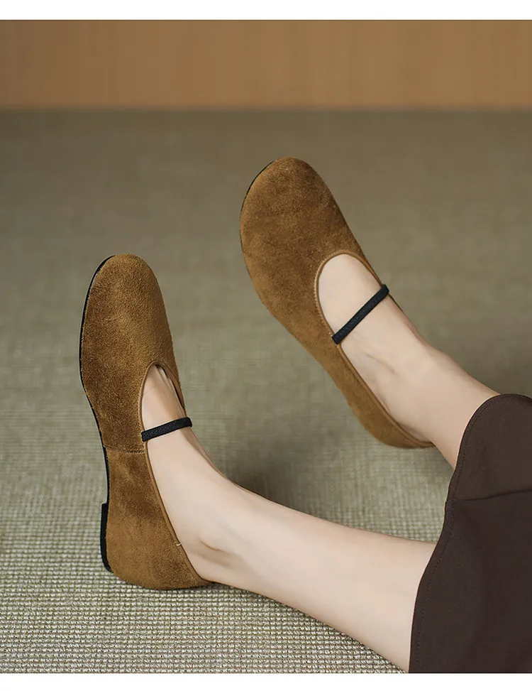Autumn/Winter Round Toe Flat Leather Solid Color Fashion Women's Shoes