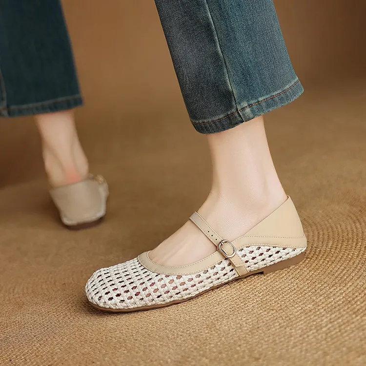 Summer square-toe flat sandals with hollowed-out buckle, sheepskin fashion women's shoes, size 6-30.