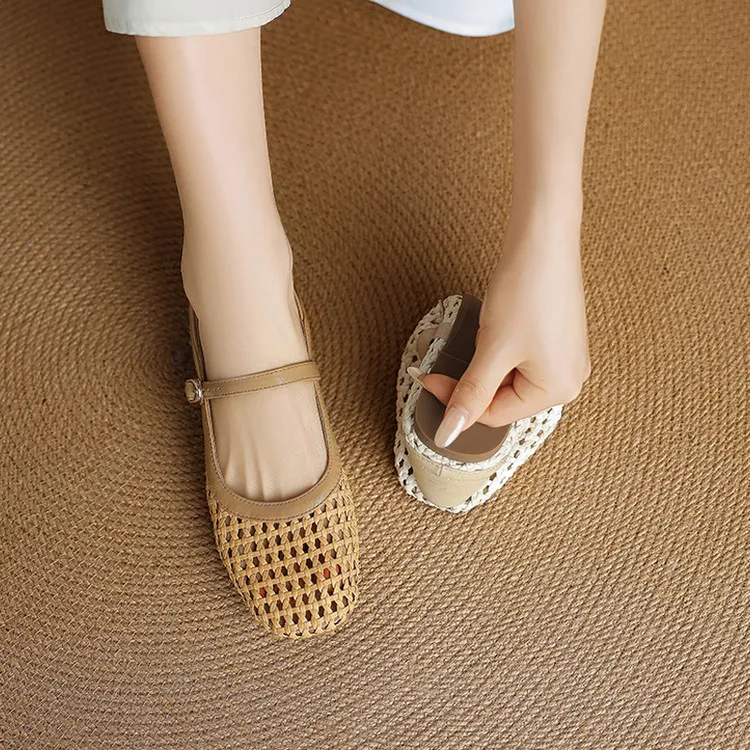 Summer square-toe flat sandals with hollowed-out buckle, sheepskin fashion women's shoes, size 6-30.