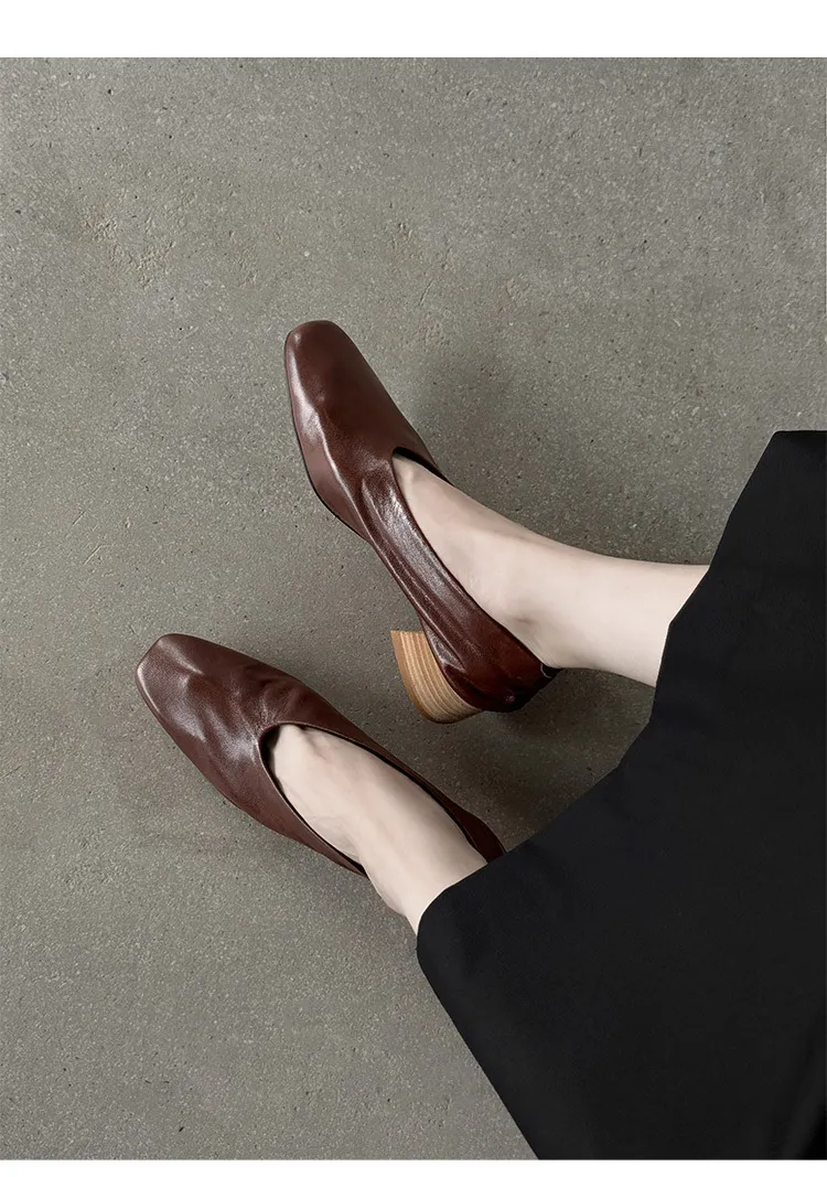 Autumn square-toe low-cut slip-on fashion shoes with chunky heels and cowhide leather.