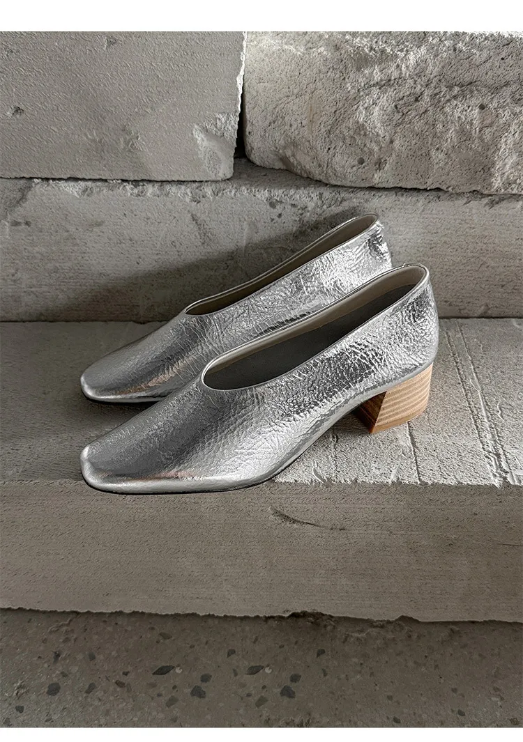 Autumn square-toe low-cut slip-on fashion shoes with chunky heels and cowhide leather.