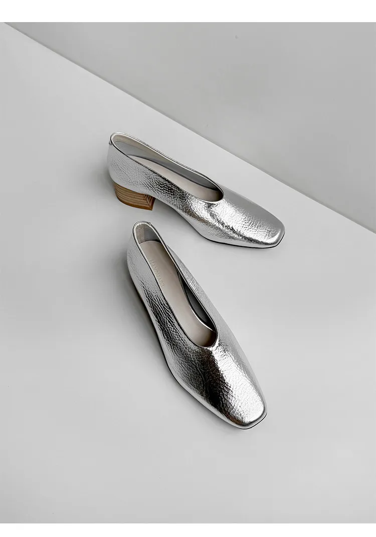 Autumn square-toe low-cut slip-on fashion shoes with chunky heels and cowhide leather.