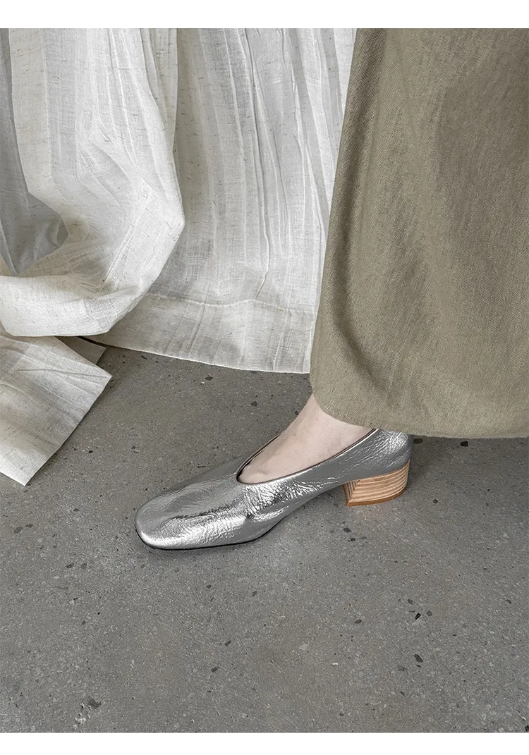 Autumn square-toe low-cut slip-on fashion shoes with chunky heels and cowhide leather.