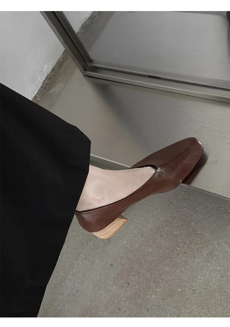 Autumn square-toe low-cut slip-on fashion shoes with chunky heels and cowhide leather.