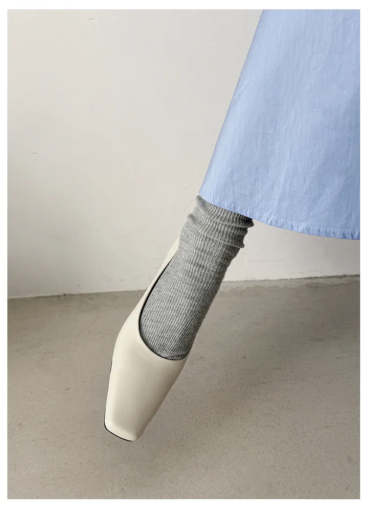 Autumn square-toe low-cut single shoes with chunky heels, made of cowhide, simple style.