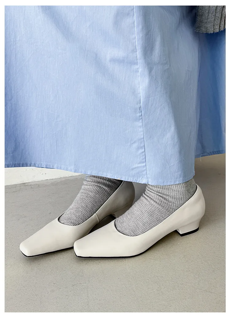 Autumn square-toe low-cut single shoes with chunky heels, made of cowhide, simple style.