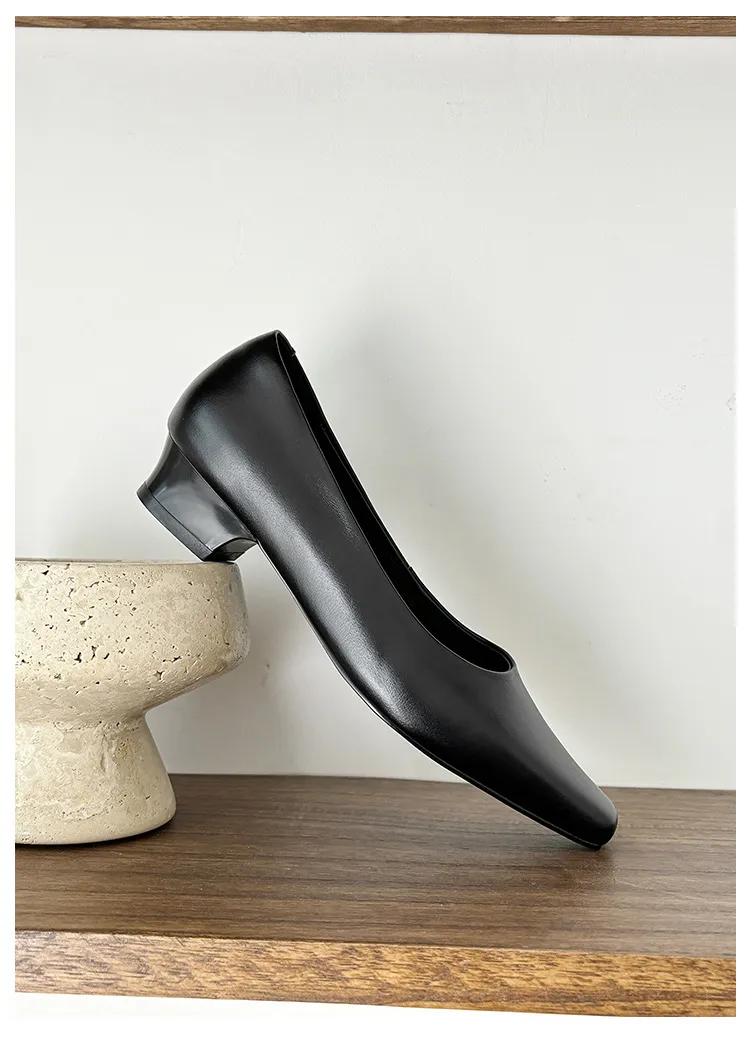 Autumn square-toe low-cut single shoes with chunky heels, made of cowhide, simple style.