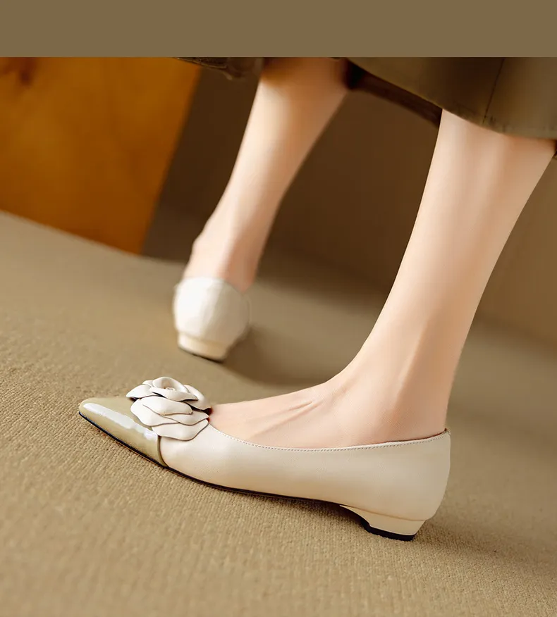 Autumn pointed-toe chunky heel low-heel floral color-block Chanel-style lambskin fashion shoes