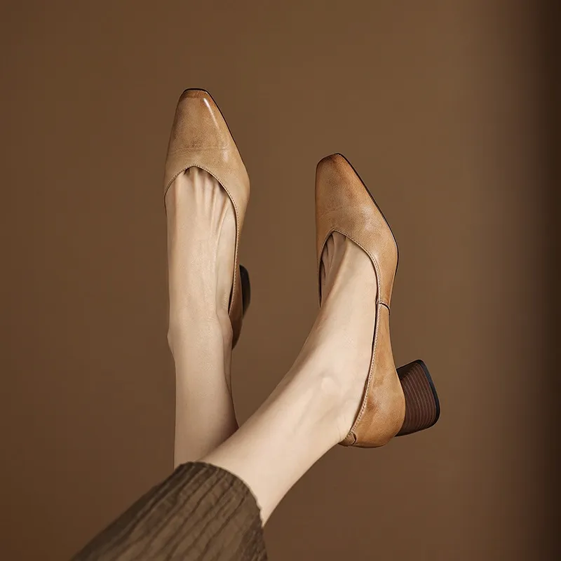 In-stock video: Spring/Autumn style chunky heeled high heel square toe low-cut single shoes, cowhide slip-on fashion women's shoes