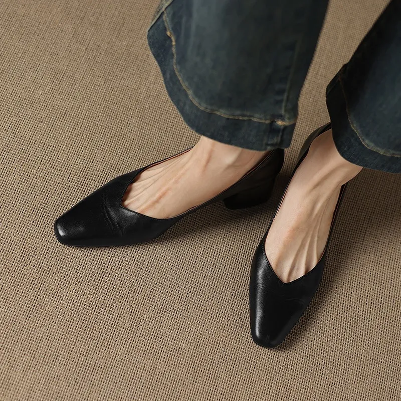 In-stock video: Spring/Autumn style chunky heeled high heel square toe low-cut single shoes, cowhide slip-on fashion women's shoes