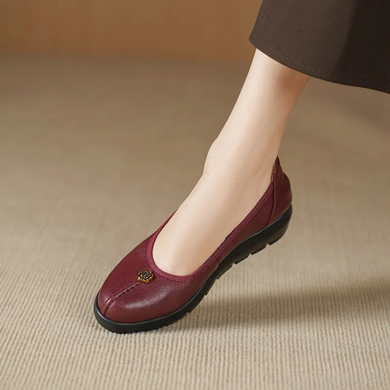 Autumn thick-soled flat shoes, round toe, low-cut, comfortable and soft sheepskin women's shoes