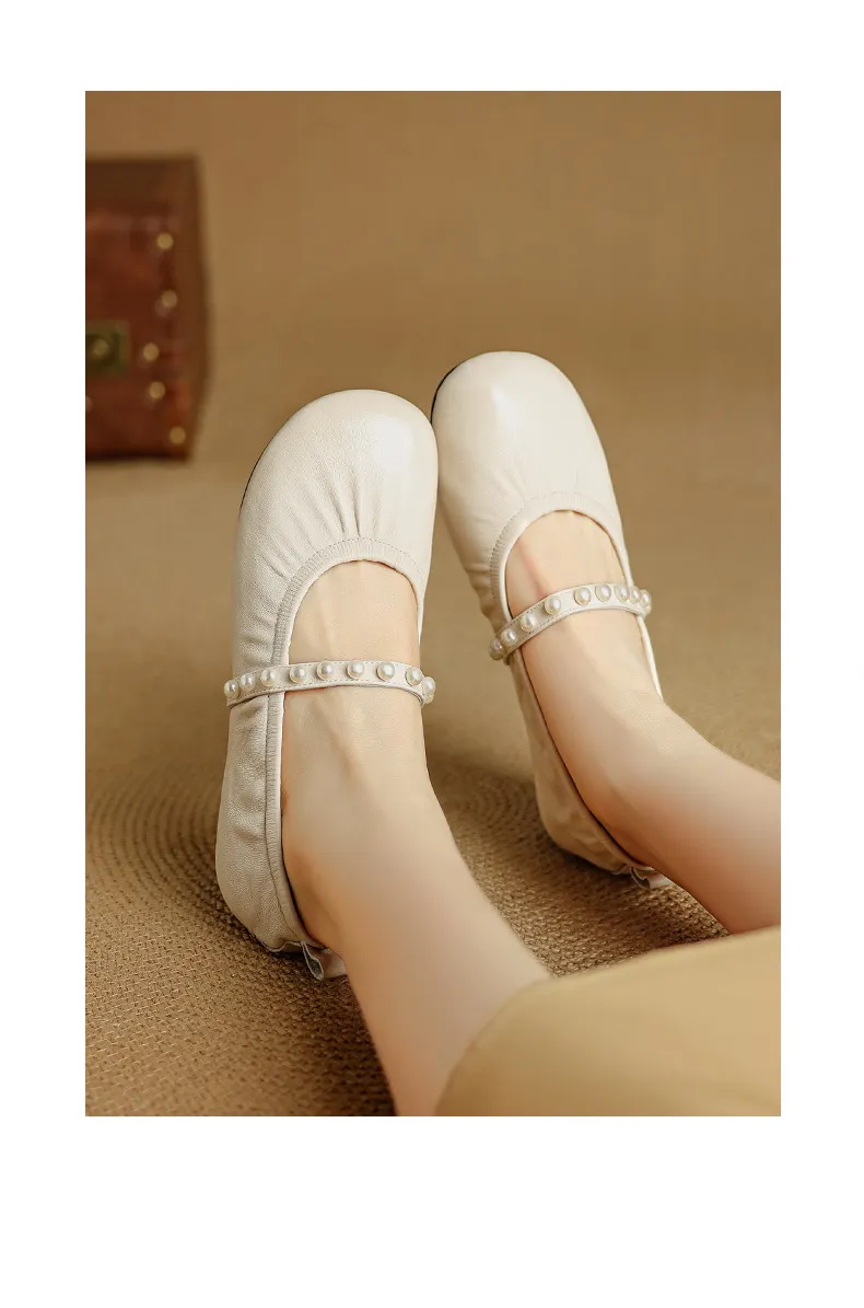 Autumn flat shoes, round toe, pearl-embellished sheepskin, comfortable Mary Jane ballet flats for women.
