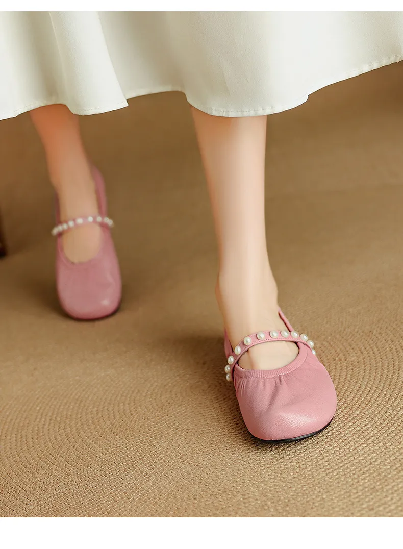 Autumn flat shoes, round toe, pearl-embellished sheepskin, comfortable Mary Jane ballet flats for women.