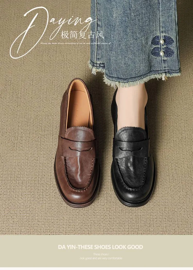 Genuine leather slip-on loafers for women, available in black and brown, perfect for autumn. Chunky heel, mid-heel, cowhide, round toe.