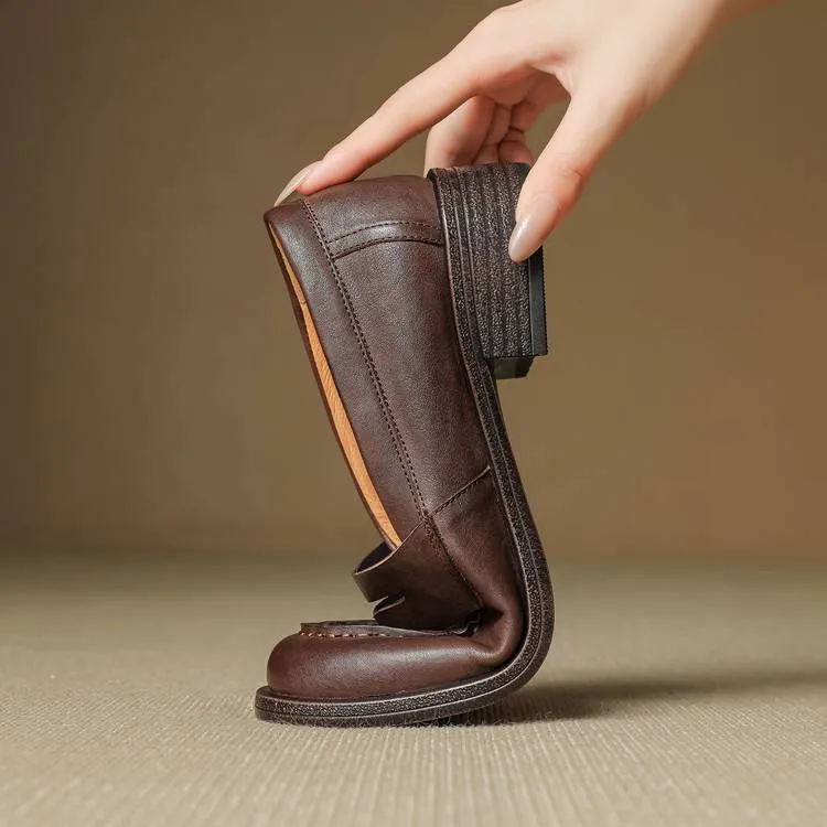 Genuine leather slip-on loafers for women, available in black and brown, perfect for autumn. Chunky heel, mid-heel, cowhide, round toe.