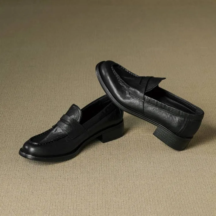Genuine leather slip-on loafers for women, available in black and brown, perfect for autumn. Chunky heel, mid-heel, cowhide, round toe.